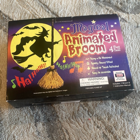 Magical Animated Broom Motion & sound activated.with bump & go movement. - Picture 1 of 8